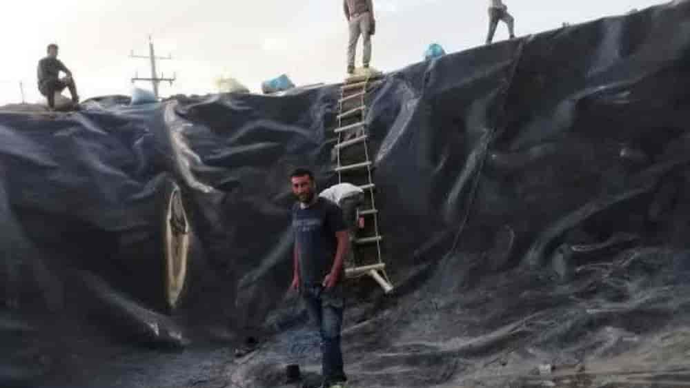 Construction of a 900-meter swimming pool in Zanjan province