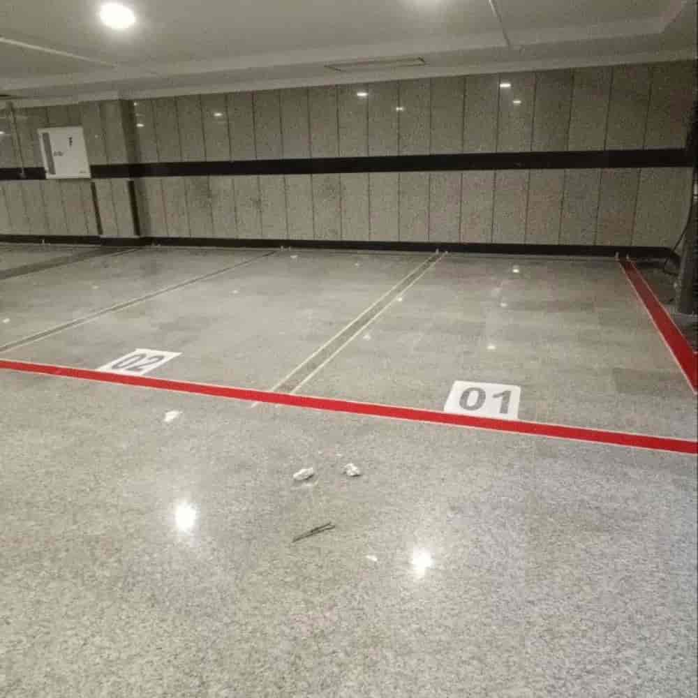 Maroon parking line