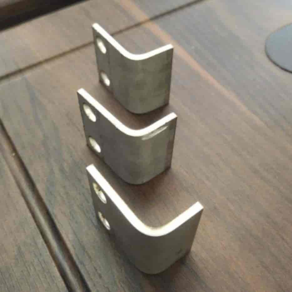 Steel sheet bending with high precision