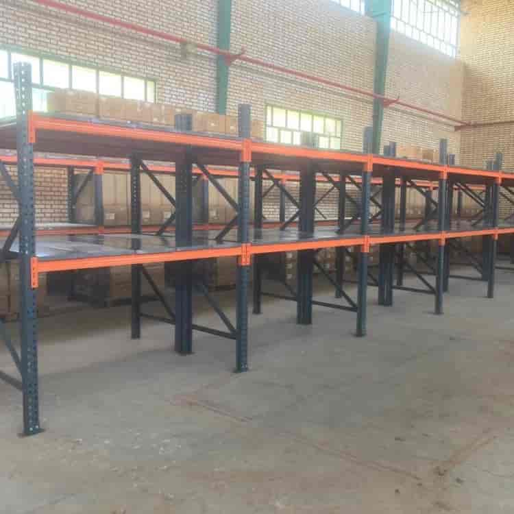 Industrial rock shelf of Electro Kave company