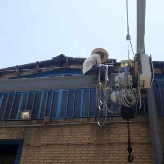 Implementation of the 3 ton crane structure, Mr. Engineer, Chahardange industrial town