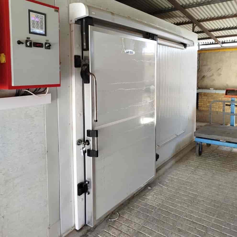 Implementation of sub-safari cold storage for frozen meat