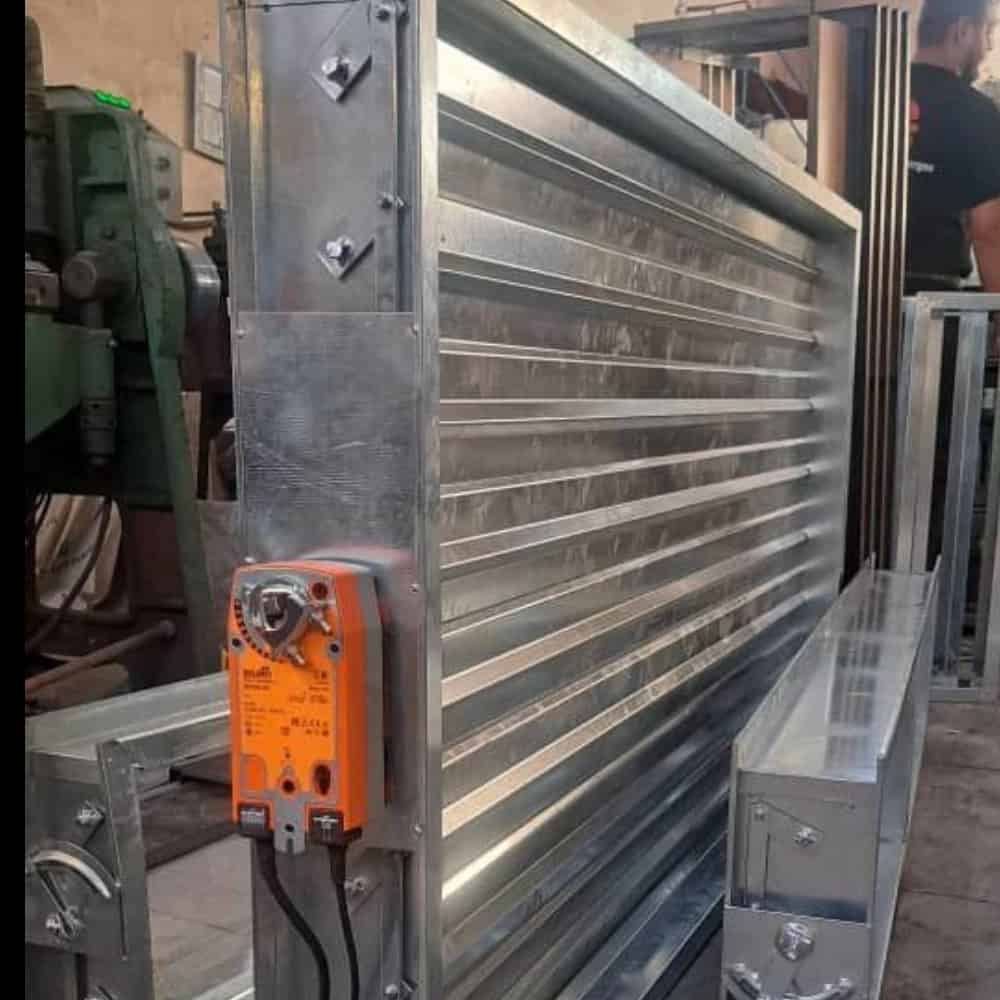 Inter-channel motorized damper