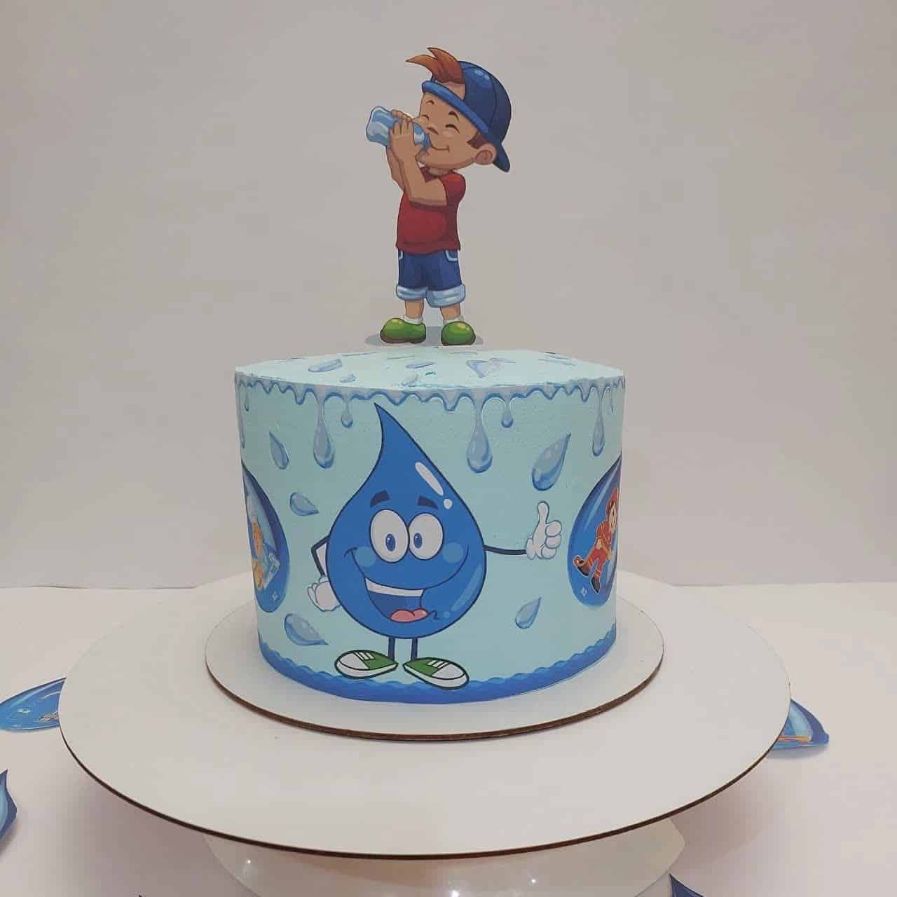 Water celebration cake