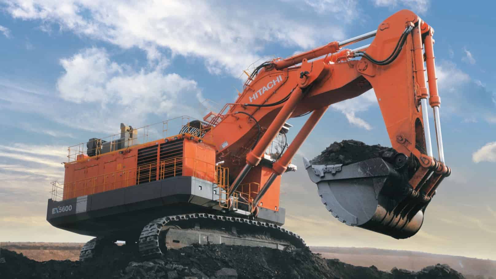 Types of mechanical excavators and their use