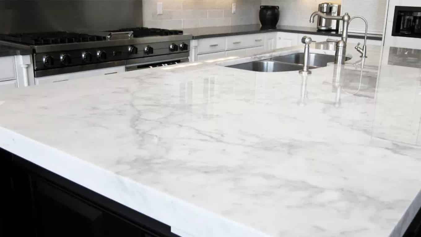 Corinth or quartz is better?