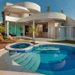 Abbasi luxury villa with pool for rent in Sisangan