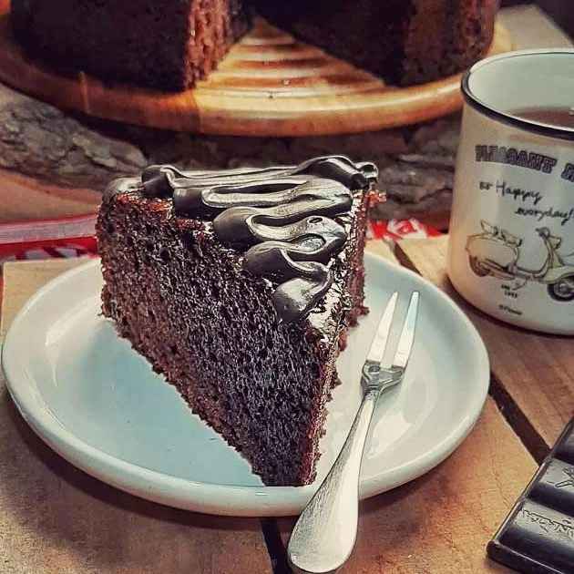 Coffee shop cakes