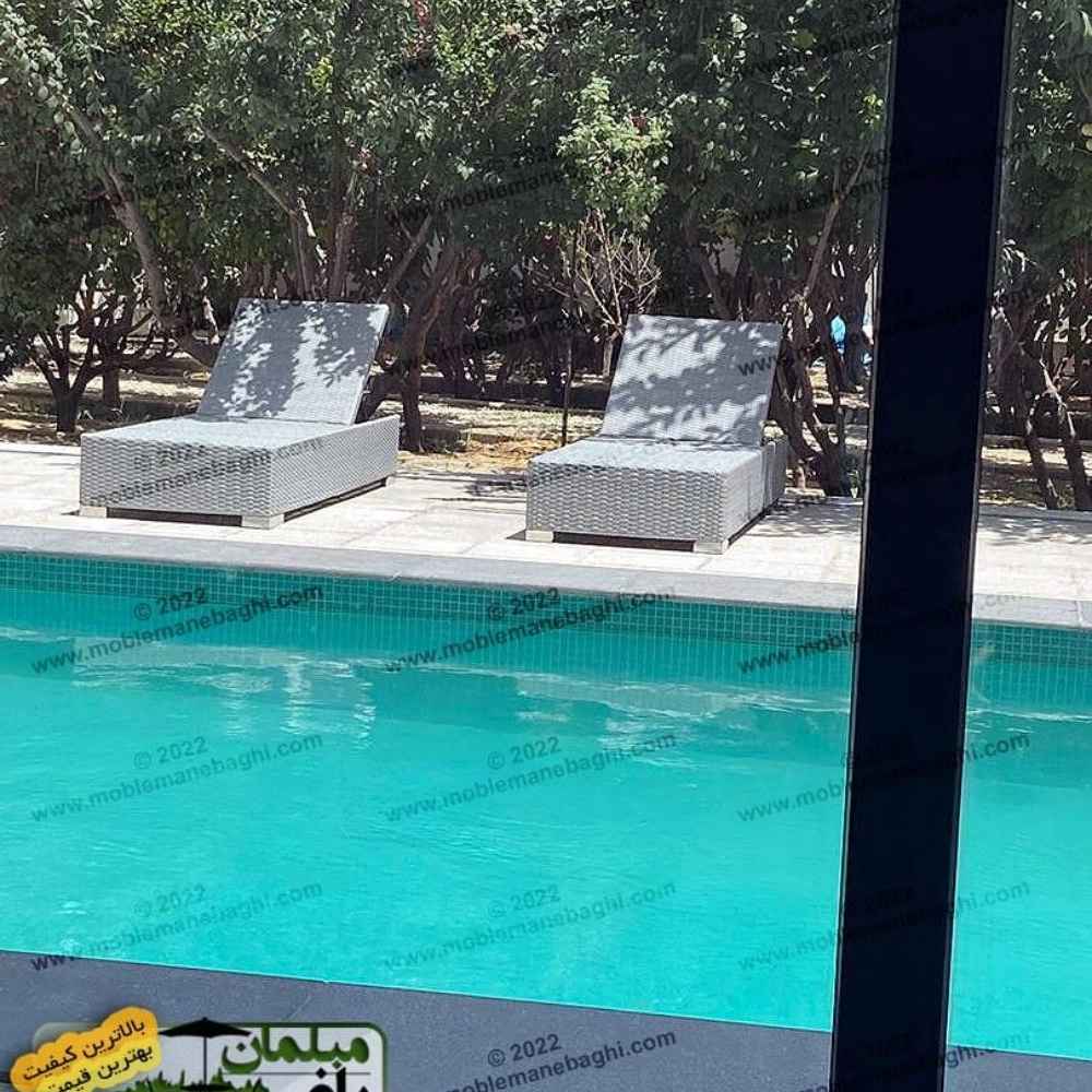 تخت استخری