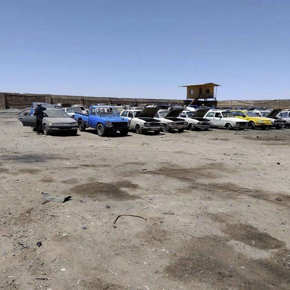 اسقاطی آهنگران، خرید فروش خودرو فرسوده و تصادفی در قم