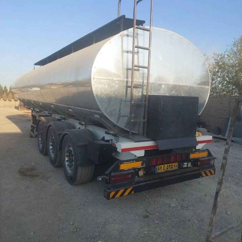 تانکر حمل مواد شیمیایی
