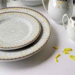 Sale of Parmis dishes and electrical appliances in Bandar Abbas