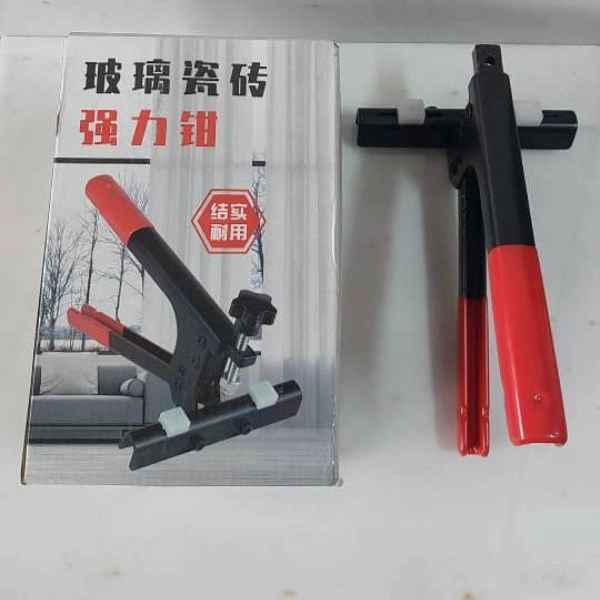 Ceramic breaker pliers