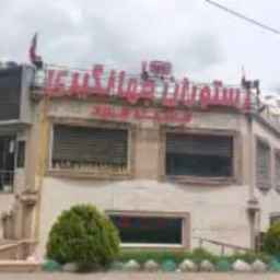 Traditional restaurant with various local dishes of Rudbar Jahangiri in Rudbar and Manjil