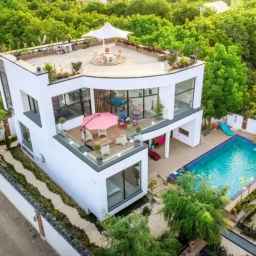Mohammad's villa garden in Tehrandasht Karaj