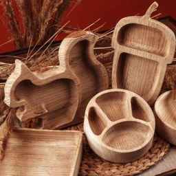 Production and sale of Rahimi wooden stand and containers in Tehran