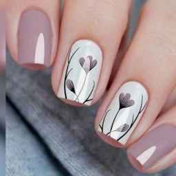 Nazanin nail and hair transplant in Qom