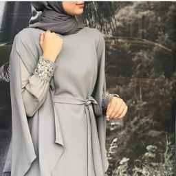 Servin production, production of veiled gowns and jeweled veils in Tehran