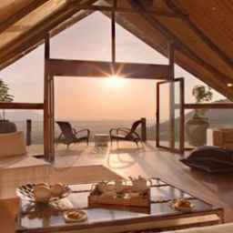 Royal Skan tourism accommodation complex in Kish