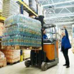 Spare parts trading group, distribution of goods and food in Rasht Gilan