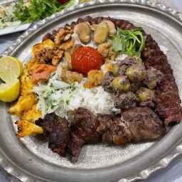 Plakbab Mehyar Restaurant in Rasht Gilan