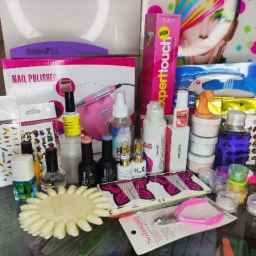 Negin cosmetic store, specialized sales of nail and eyelash implants in Rasht Gilan