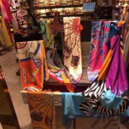 Cashmere shawl and scarf store in Tehran