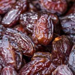 Hatami Dry Fruit, wholesale dates, juice and date chips in Mazandaran