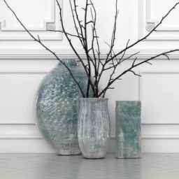 Home decor gallery, sales of chandeliers, lampshades, tables, chairs and accessories in the monastery