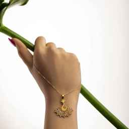 Raya Gold Gallery, order to make bracelets, necklaces and plaques in Tehran