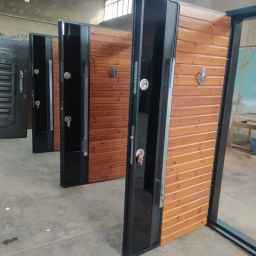 Maral door