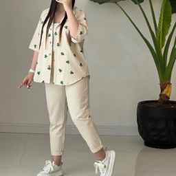 Avina's clothing