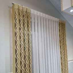 Moradi's top decor