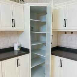 Kazemi's interior decoration