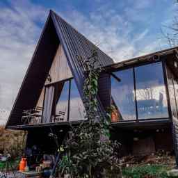 Omid cottage builders