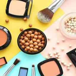 Sale of all kinds of cosmetics and hair care products in Shahrzabai Ganaveh