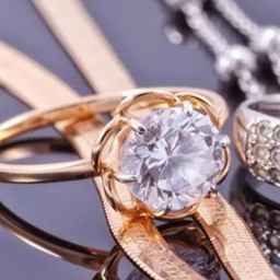 Ordering and selling all kinds of silver rhinestones and Shania accessories in Rasht