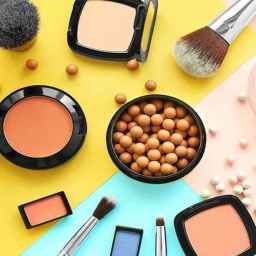 Parirukh Bash cosmetics in Rasht