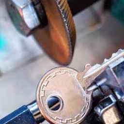 Round-the-clock keying of Gil Kar in Rasht