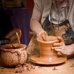 Parsine traditional pottery workshop in Ramsar