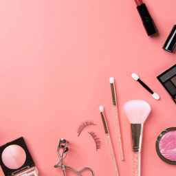 Buying and selling all kinds of Rahmani cosmetics in Baneh Kurdistan