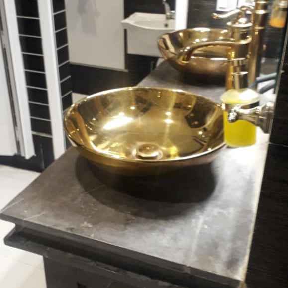 Washroom cabin