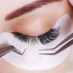 Safi eyelash extension in Rasht