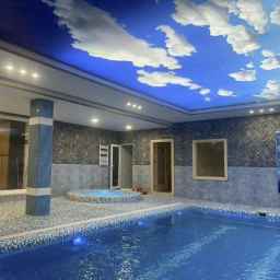 Manufacture and sale of swimming pool equipment and Mahmoudi jacuzzi sauna in Mahmoud Abad