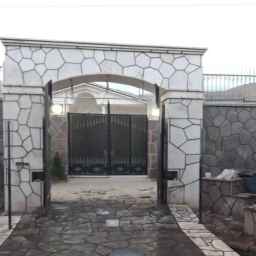 Sale of parsley stone and carcass in Damavand