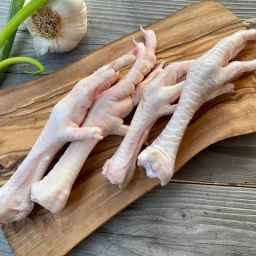 Selling Heydari chicken legs in Tehran