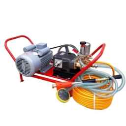 Production of Sahand industrial sprayer in Neishabur