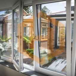 Production of Rezai double-glazed doors and windows in Mashhad