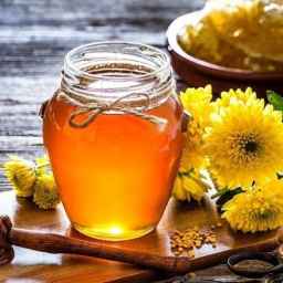 Sale of rice tea and natural and organic Moradi honey in Shaft Gilan