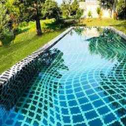 Hosseini pool services, pool construction and porcelain stones in Qom